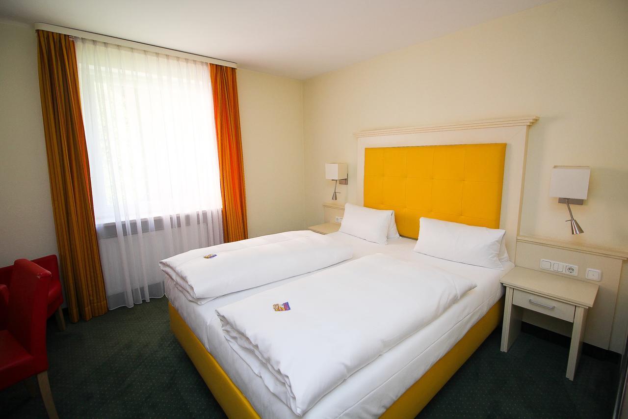 מינכן Hotel Leopold מראה חיצוני תמונה