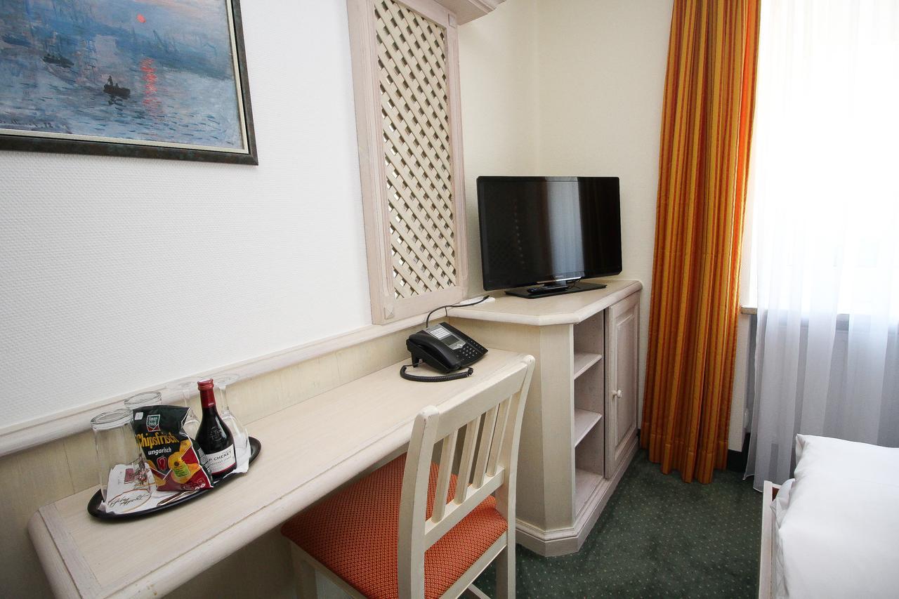 מינכן Hotel Leopold מראה חיצוני תמונה
