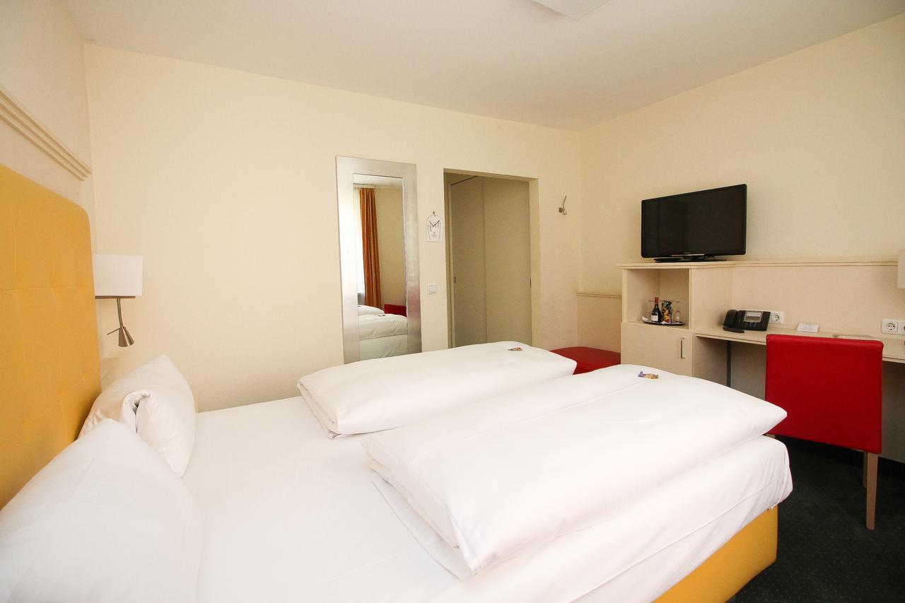 מינכן Hotel Leopold מראה חיצוני תמונה