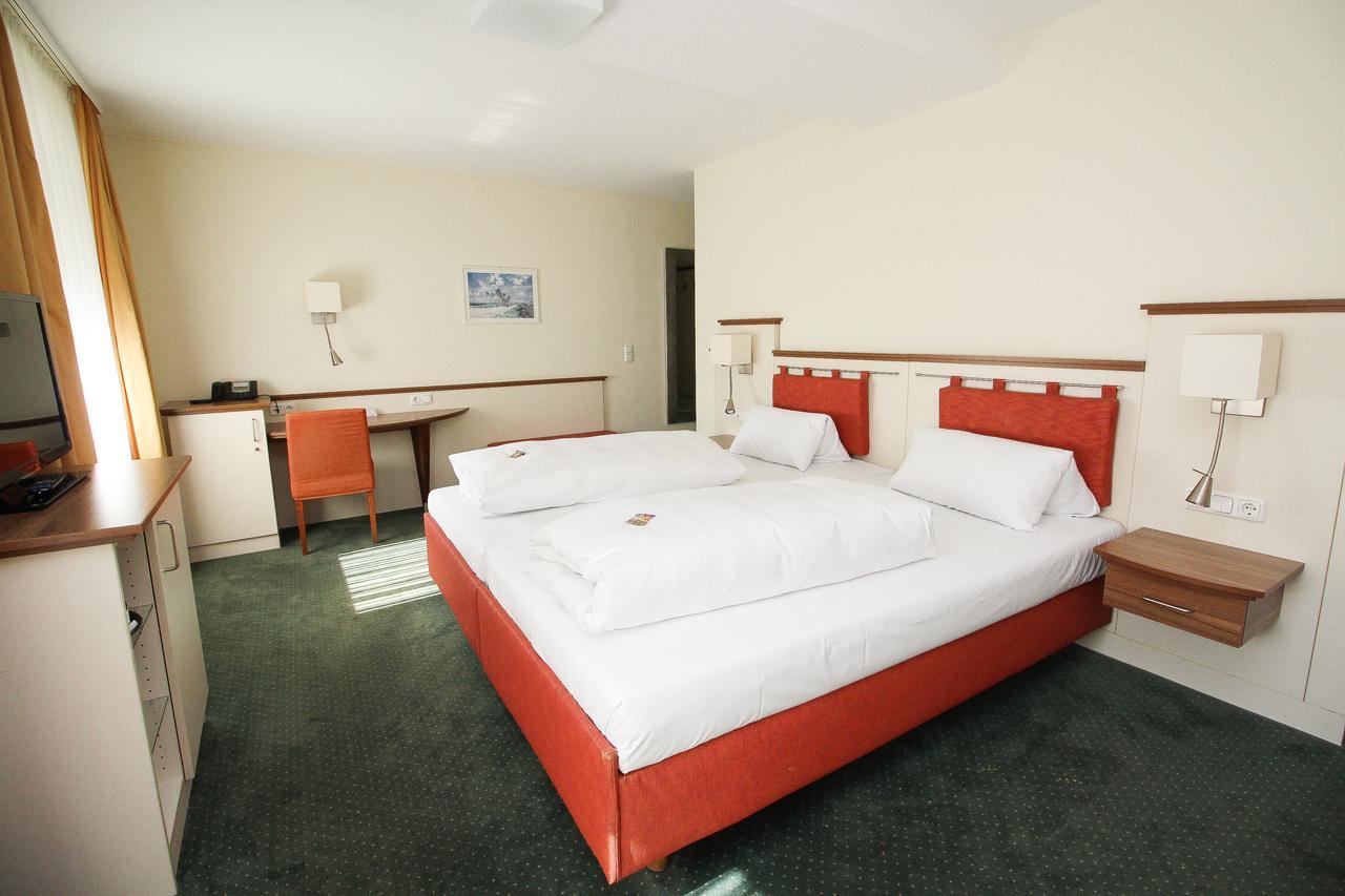 מינכן Hotel Leopold מראה חיצוני תמונה